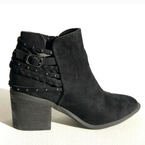 CARLOS SANTANA ASHBY CHUNKY HEEL BOOTIES SIZE 8.5